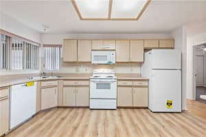 29 WOODLAWN DRIVE, PALM COAST, FL 32164 Sold 05/15/25