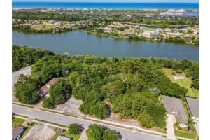22 LAKEWALK DRIVE, PALM COAST, FL 32137 - MLS#MFRFC307196