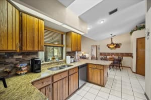 10 WAYBOURNE PLACE, PALM COAST, FL 32164 Sold 05/29/25