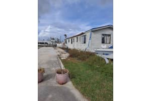 3868 PHOENIX DRIVE, ST JAMES CITY, FL 33956 - MLS#MFRFC307873