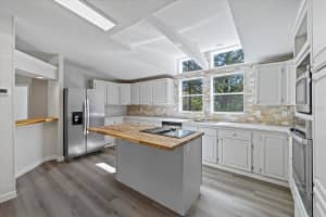 1758 SATINWOOD STREET, BUNNELL, FL 32110 Sold 05/02/25