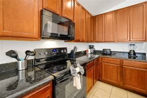 410 VIOLA DRIVE, DAVENPORT, FL 33837 - MLS#MFRFC308203