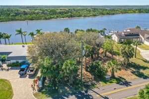 3668 John Anderson Dr, ORMOND BEACH