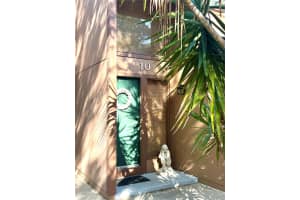 10 Oakmont Ct #10, PALM COAST