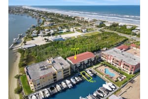 120 Sunset Harbor Way #206 (w/boat Slip), ST AUGUSTINE