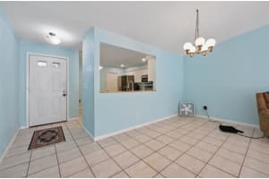 10 LAKE FOREST CIRCLE, PALM COAST, FL 32137 - MLS#MFRFC308855