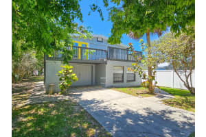 1427 S Daytona Ave, FLAGLER BEACH