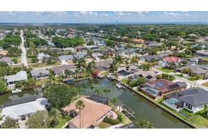 2 CLEVELAND COURT, PALM COAST, FL 32137 - MLS#MFRFC309584