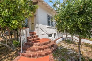 401 OLEANDER AVENUE, DAYTONA BEACH, FL 32118 Sold 07/11/25