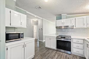 118 FRONTIER DRIVE, SATSUMA, FL 32189 Sold 07/07/25