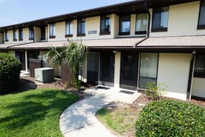 44 Club House Dr #105, PALM COAST