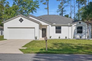 40 Pinetree Dr, PALM COAST