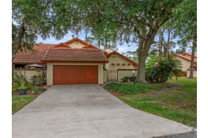 55 Village Cir, PALM COAST