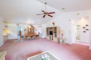 13 POINT OF WOODS DRIVE, PALM COAST, FL 32164 - MLS#MFRFC310031
