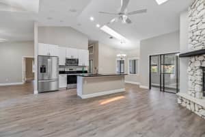 10 FALLS PLACE, PALM COAST, FL 32137 - MLS#MFRFC310173