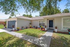 10 LUTHER DRIVE, PALM COAST, FL 32137 Sold 08/22/25