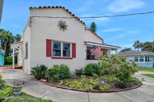 918 WILD OLIVE AVENUE, DAYTONA BEACH, FL 32118 - MLS#MFRFC310697