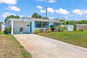 1 Beechwood Dr, ORMOND BEACH