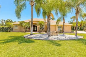 3963 S Chinook Ln, ORMOND BEACH