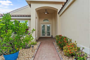 9041 BARI LANE, BOYNTON BEACH, FL 33472 Sold 08/29/25