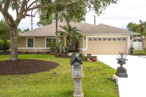 9 EMPRESS LANE, PALM COAST, FL 32164 Sold 08/11/25
