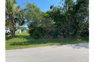 103 FENIMORE LANE, PALM COAST, FL 32137 Sold 09/29/25