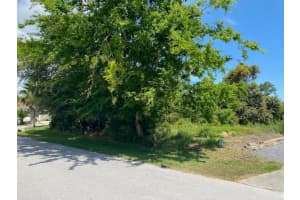 103 FENIMORE LANE, PALM COAST, FL 32137 Sold 09/29/25