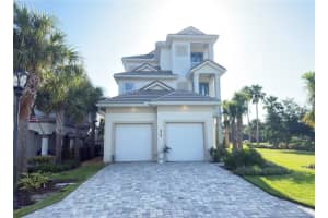 279 Yacht Harbor Dr, PALM COAST