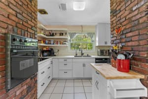 1926 PINE TREE DRIVE, EDGEWATER, FL 32141 - MLS#MFRFC311327