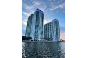 241 RIVERSIDE DRIVE, DAYTONA BEACH, FL 32117 - MLS#MFRFC311631