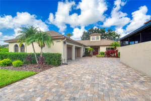 1995 Royal Saint George Ct, PORT ORANGE