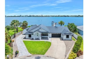 22 Tiffany Cir, ORMOND BEACH