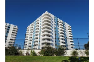 935 HALIFAX AVENUE, DAYTONA BEACH, FL 32118 - MLS#MFRFC312090