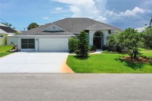 4 CHERRY COURT, PALM COAST, FL 32137 - MLS#MFRFC312159