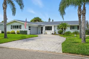 217 ROYAL DUNES CIRCLE, ORMOND BEACH, FL 32176 Sold 10/15/25