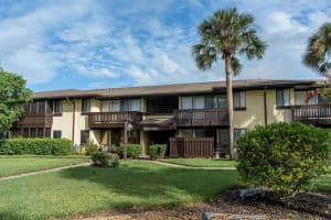 46 CLUB HOUSE DRIVE, PALM COAST, FL 32137 - MLS#MFRFC312471