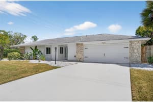 1 CLARIDGE COURT, PALM COAST, FL 32137 - MLS#MFRFC312532