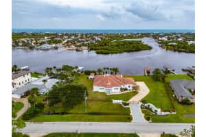 660 LAMBERT AVENUE, FLAGLER BEACH, FL 32136 - MLS#MFRFC312541