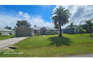 33 Fenwick Ln, PALM COAST