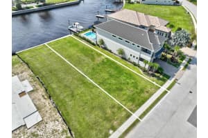 310 HARBOR VILLAGE POINT, PALM COAST, FL 32137 - MLS#MFRFC312850