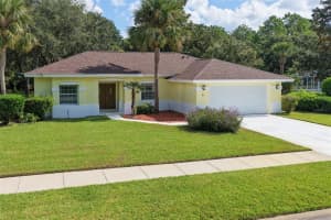 8 MONTAUK LANE, PALM COAST, FL 32164 - MLS#MFRFC312928