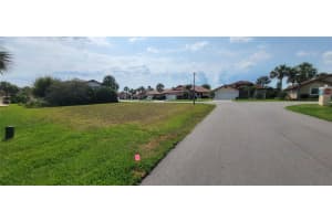 11 SAN LUIS LANE, PALM COAST, FL 32137 - MLS#MFRFC313019