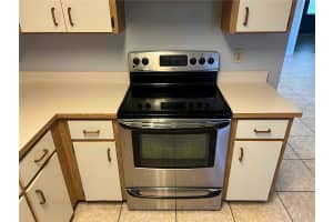 33 FERNWOOD LANE, PALM COAST, FL 32137 Sold 03/02/26