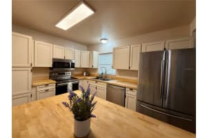 825 8TH AVENUE, GAINESVILLE, FL 32601 - MLS#MFRFC313173