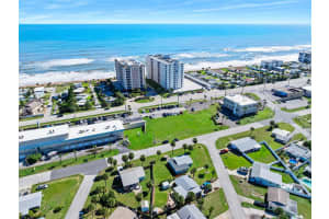 1 POINSETTIA DRIVE, ORMOND BEACH, FL 32176 Sold 11/26/25