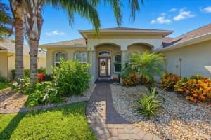 6 ARENA LAKE DRIVE, PALM COAST, FL 32137 - MLS#MFRFC313566