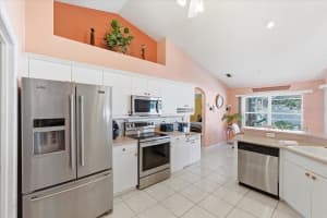 8 WAINMONT PLACE, PALM COAST, FL 32164 - MLS#MFRFC313643