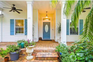 10 PAMELA Parkway 10 PAMELA PARKWAY, PALM COAST, FL 32137 - MLS#MFRFC313718