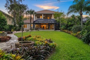 19 Front St Palm Coast, FL 32137 - Off Market