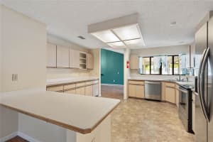 2 BLACK OAK COURT, PALM COAST, FL 32137 - MLS#MFRFC314088